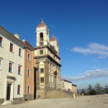 Monastero San Vincenzo - Casa Per Ferie Otel Bassano Romano Dış mekan fotoğraf